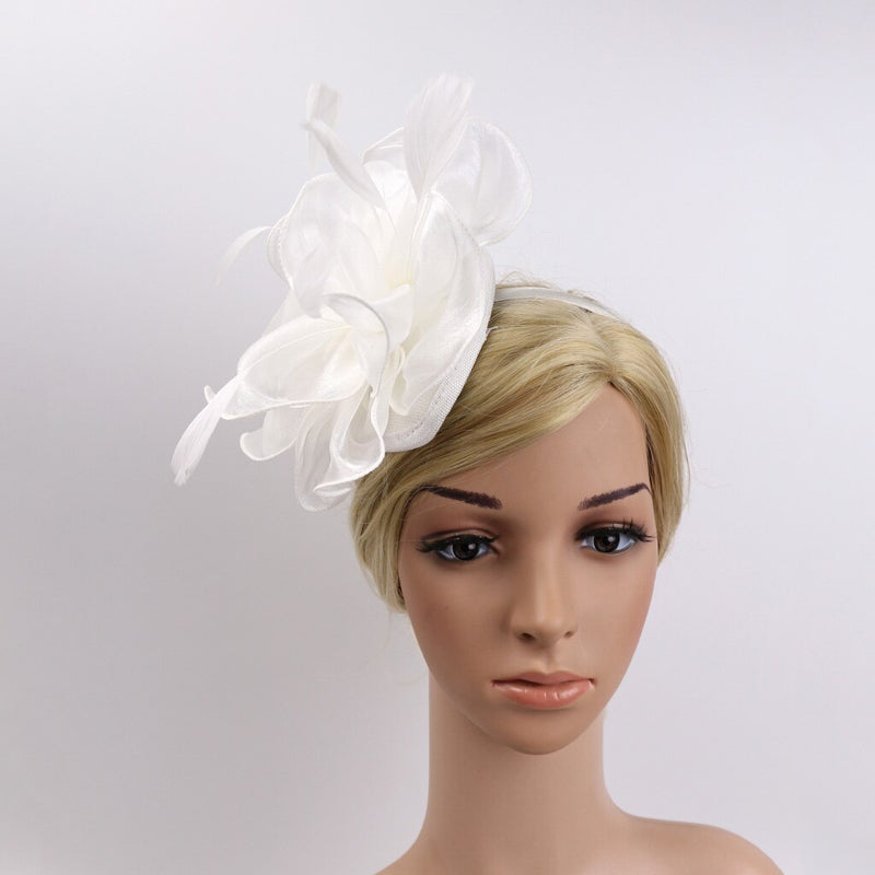 Lola flower fascinator