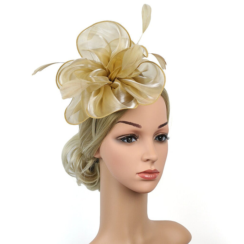 Lola flower fascinator